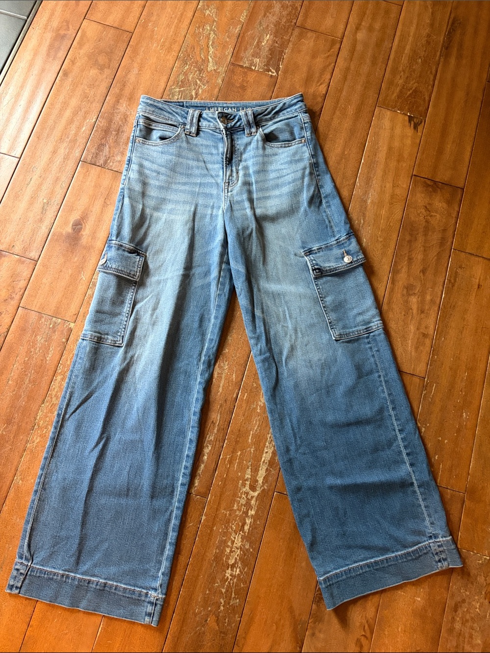 American Eagle Outfitters Light Blue Wide Leg Cargo Jeans